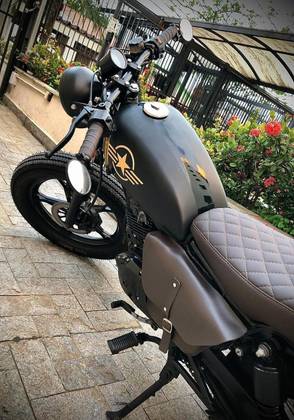 SUZUKI INTRUDER 125 